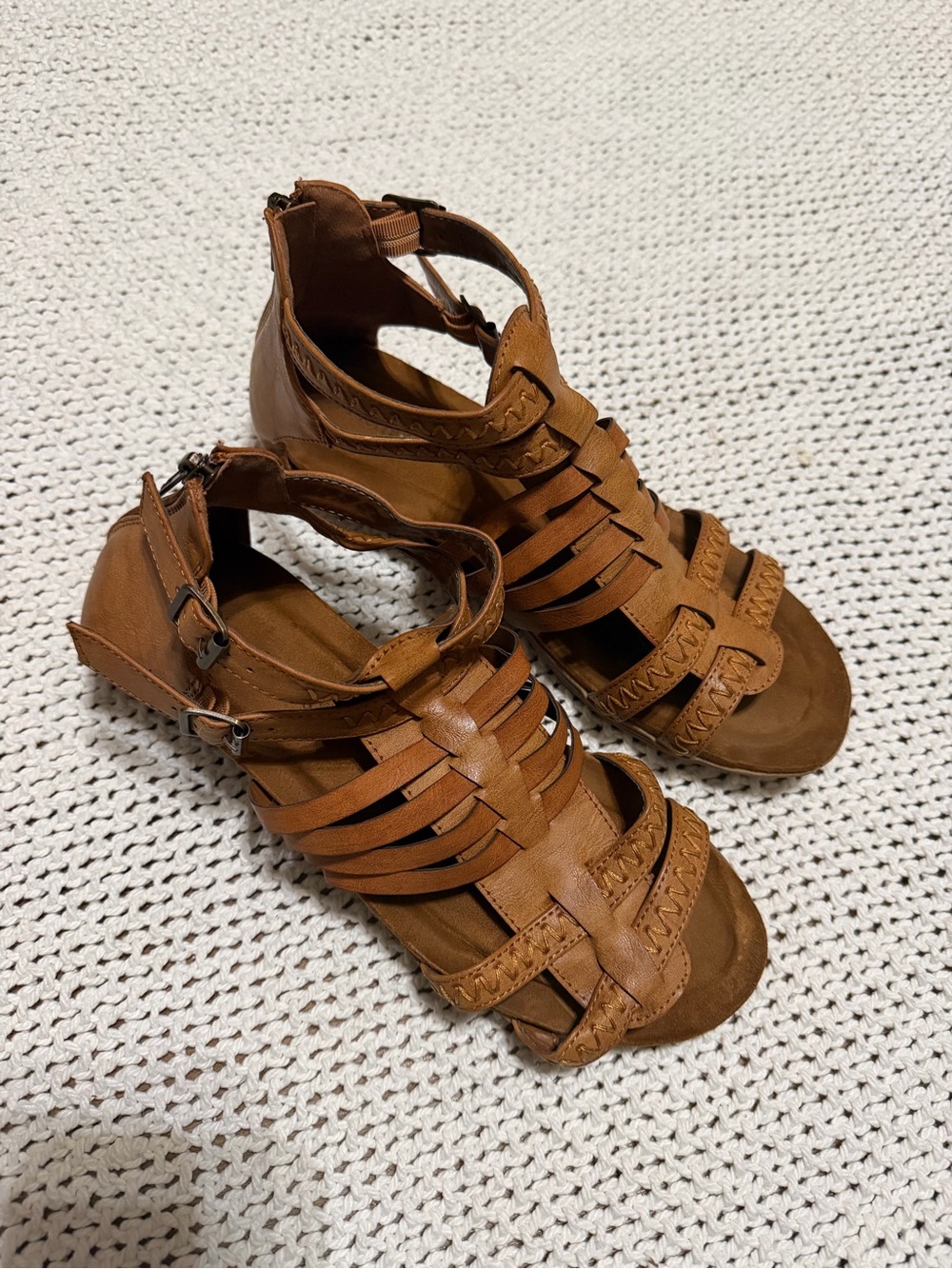 Women’s Tan Strappy Gladiator Sandals